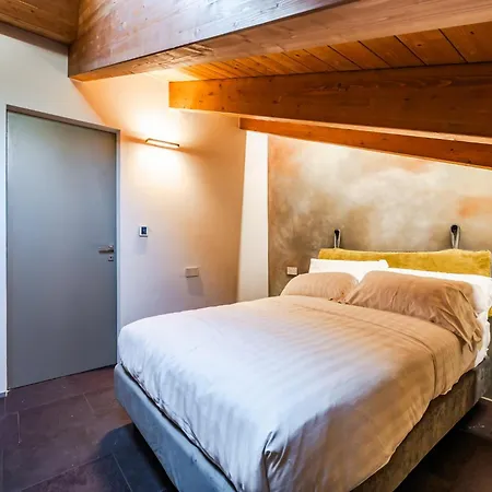 Millelire Casangiorgio104apartments * Medesano